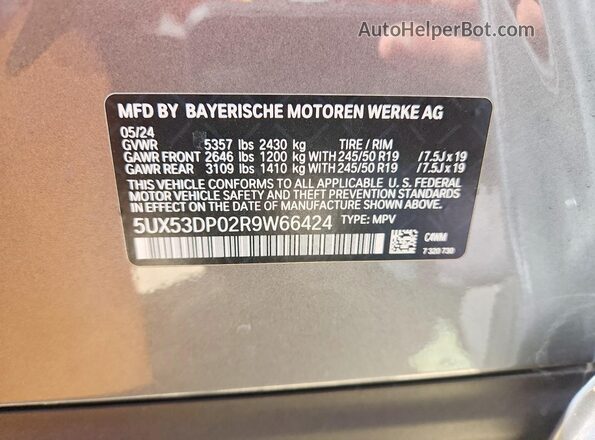 5UX53DP02R9W66424 2024 BMW X3 Gray VIN კოდის სტიკერის ხედი