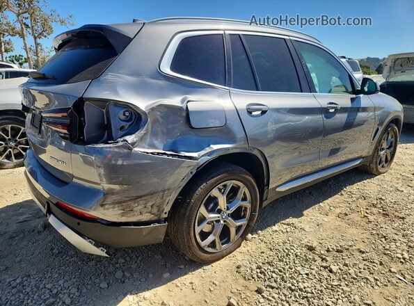 5UX53DP02R9W66424 2024 BMW X3 Gray უკანა მარჯვენა