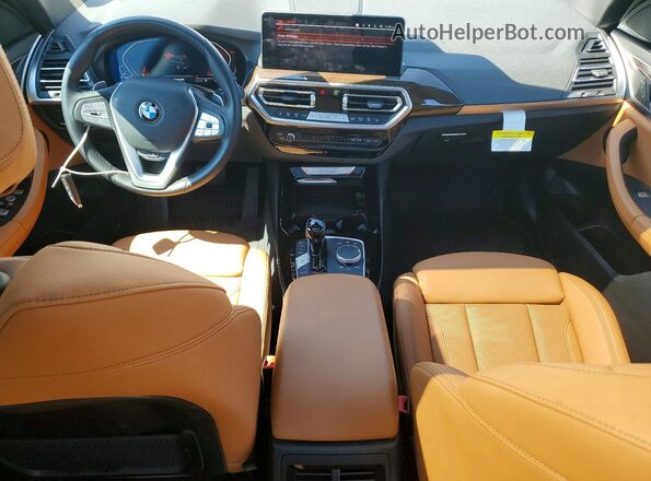 5UX53DP03R9V66350 2024 BMW X3 White Widok deski rozdzielczej