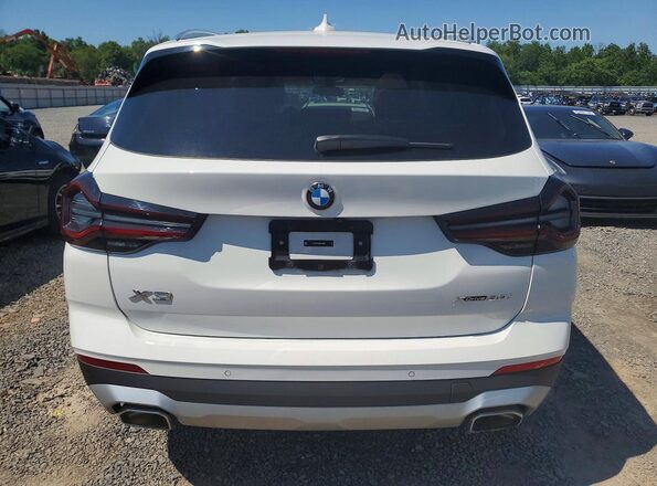 5UX53DP03R9V66350 2024 BMW X3 White Widok z tyłu