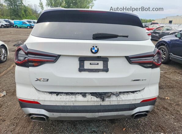 5UX53DP05N9L22418 2022 BMW X3 White უკანა ხედი