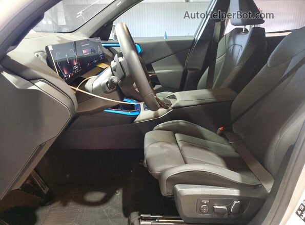 5UX53GP01T9401471 2026 BMW X3 Белый Вид салона спереди