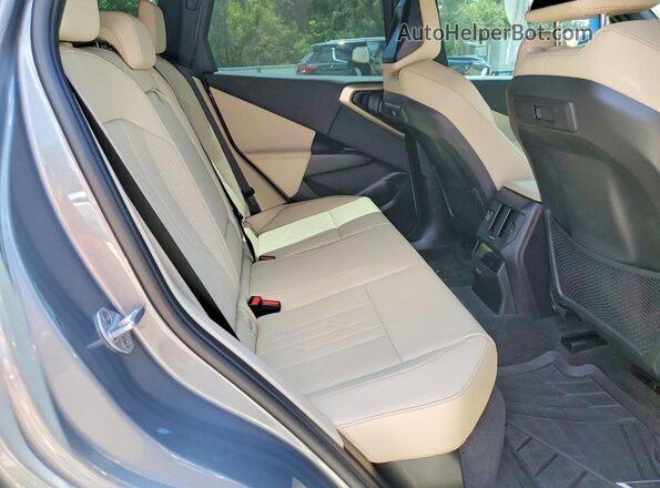 5UX53GP06S9104260 2025 BMW X3 Gray Widok wnętrza z tyłu