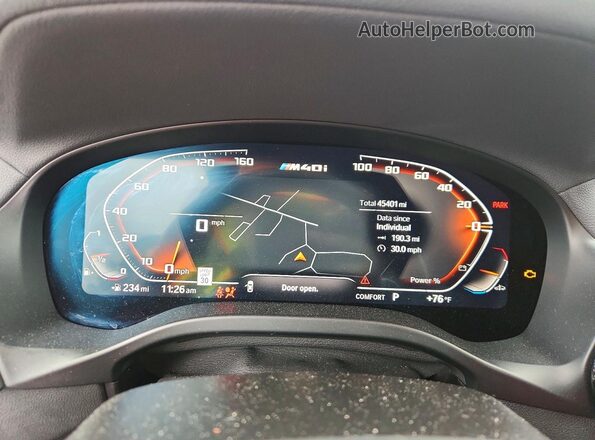 5UX83DP05N9K19111 2022 BMW X3 Black ხელსაწყოთა პანელის ხედი
