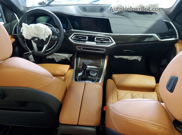 5UXCR6C02P9R68865 2023 BMW X5 Белый Вид панели приборов
