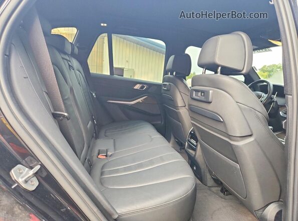 5UXCR6C09L9B84809 2020 BMW X5 Black უკანა სალონის ხედი