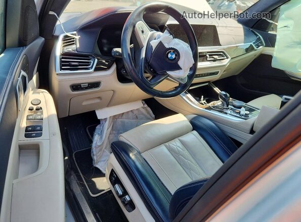 5UXCR6C09L9C14519 2020 BMW X5 White Dashboard view