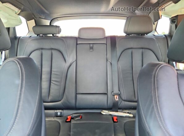 5UXCR6C59KLL26554 2019 BMW X5 Black Rear seats view