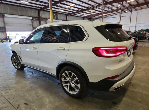 5UXCR6C5XKLL37398 2019 BMW X5 White Tył lewy