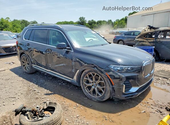 5UXCW2C00M9F67427 2021 BMW X7 Black Front right