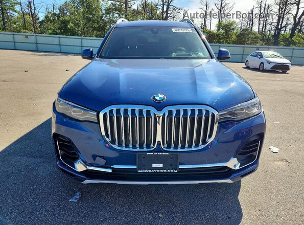 5UXCW2C02L9D35619 2020 BMW X7 Blue Widok z przodu