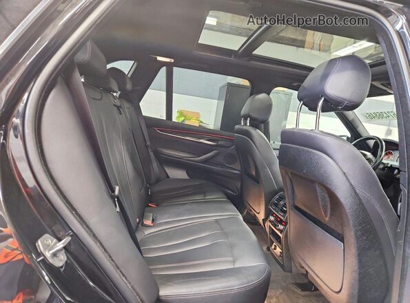 5UXKT0C53J0V99872 2018 BMW X5 Черный Вид задних сидений