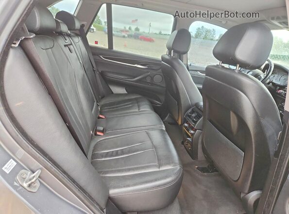 5UXKT0C55G0F75150 2016 BMW X5 Silver Вид задньої частини салону