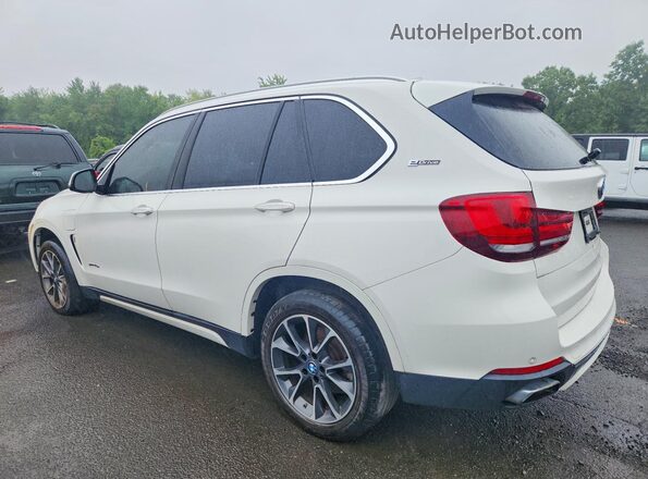 5UXKT0C56J0W00500 2018 BMW X5 White Rear left