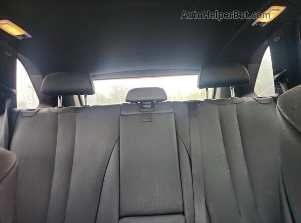5UXKT0C56J0W00500 2018 BMW X5 White Rear seats view