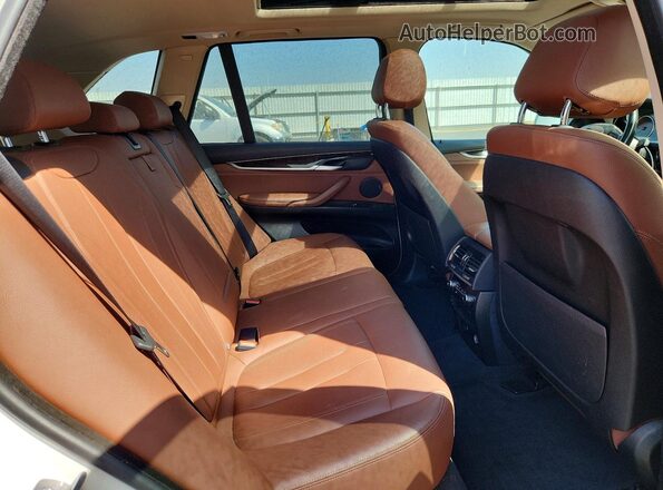 5UXKT0C57G0S79222 2016 BMW X5 White Vista interior trasera