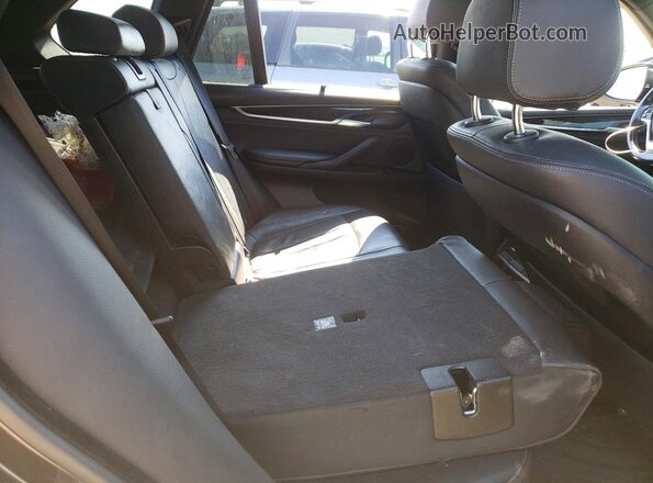 5UXKT0C57J0W00358 2018 BMW X5 Серый Вид задних сидений