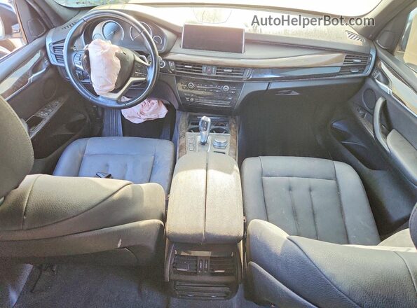 5UXKT0C59J0V98094 2018 BMW X5 White Widok deski rozdzielczej