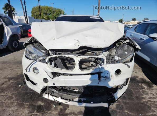 5UXKT0C59J0V98094 2018 BMW X5 White 