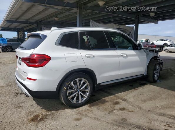 5UXTR9C58KLE19960 2019 BMW X3 White Tył prawy