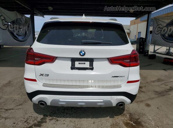 5UXTR9C58KLE19960 2019 BMW X3 White Widok z tyłu