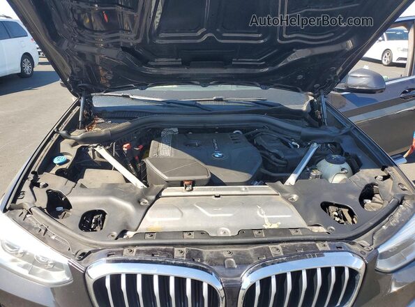5UXTR9C58KLR03947 2019 BMW X3 Charcoal Widok komory silnika
