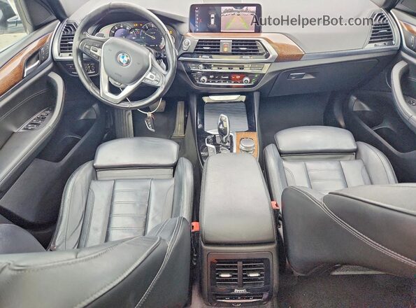 5UXTR9C5XKLP77848 2019 BMW X3 White Առջևի վահանակի տեսք