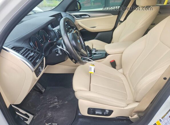 5UXTS3C55K0Z07750 2019 BMW X3 White Vista interior delantera