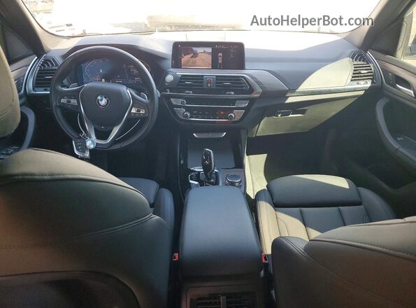 5UXTY5C02L9D60161 2020 BMW X3 Silver Առջևի վահանակի տեսք