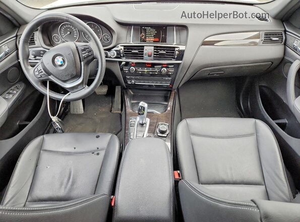 5UXWX9C33H0T18446 2017 BMW X3 White Առջևի վահանակի տեսք
