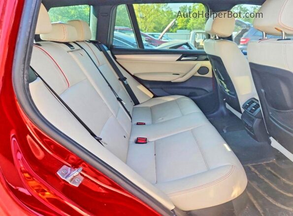 5UXWX9C33H0W76999 2017 BMW X3 Red Widok wnętrza z tyłu
