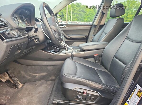 5UXWX9C50H0T10421 2017 BMW X3 Black Vista interior delantera