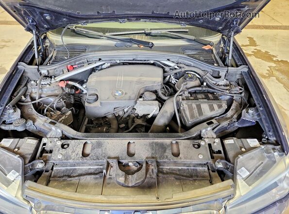 5UXWX9C59G0D92988 2016 BMW X3 Blue Rear interior view