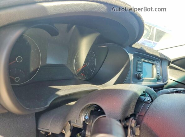5XXGT4L30HG166323 2017 KIA OPTIMA White ხელსაწყოთა პანელის ხედი