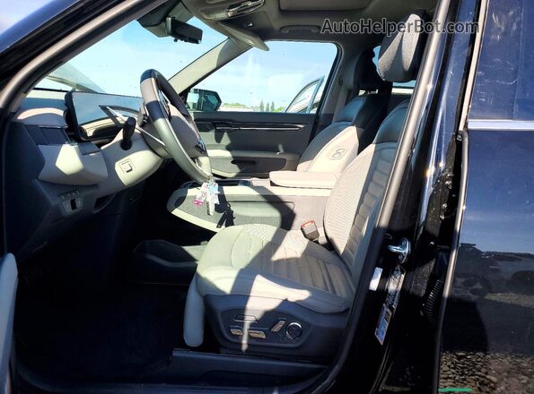 5XYADFS51TG007669 2026 KIA EV9 Black Front interior view