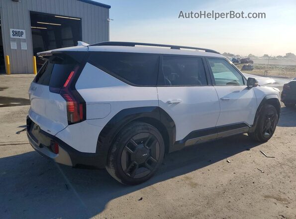 5XYAEFS56TG021855 2026 KIA EV9 Белый Задняя правая четверть
