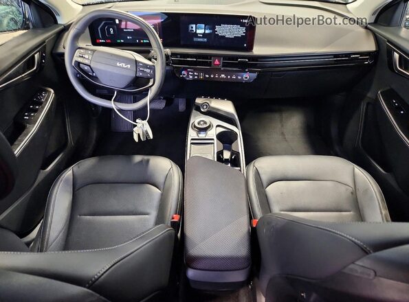 5XYC3DJC6SG008508 2025 KIA EV6 Black Dashboard view