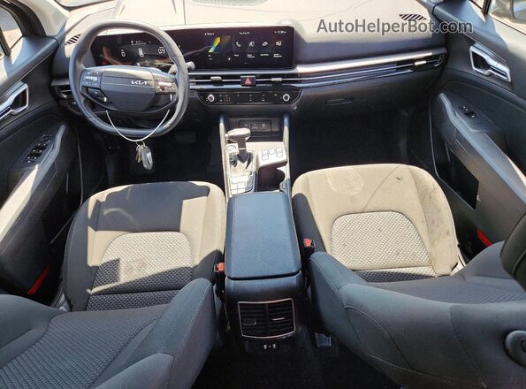 5XYK23DF6TG409430 2026 KIA SPORTAGE Gray Առջևի վահանակի տեսք