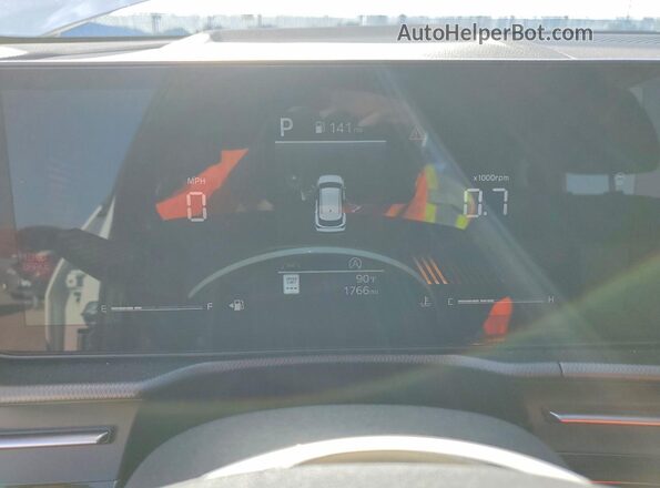 5XYK23DF9TG435195 2026 KIA SPORTAGE White Вид щитка приладів