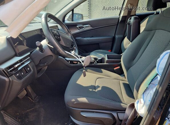 5XYK2CDF6TG351562 2026 KIA SPORTAGE Black Вид салону спереду