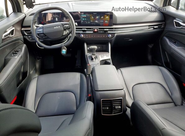5XYK33DF0TG413888 2026 KIA SPORTAGE Gray Vista del salpicadero
