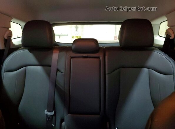 5XYK33DF1TG414922 2026 KIA SPORTAGE Blue Rear seats view