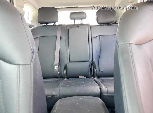 5XYK33DF7SG314032 2025 KIA SPORTAGE White უკანა სავარძლების ხედი