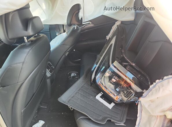 5XYK33DF8TG413007 2026 KIA SPORTAGE Silver Rear interior view