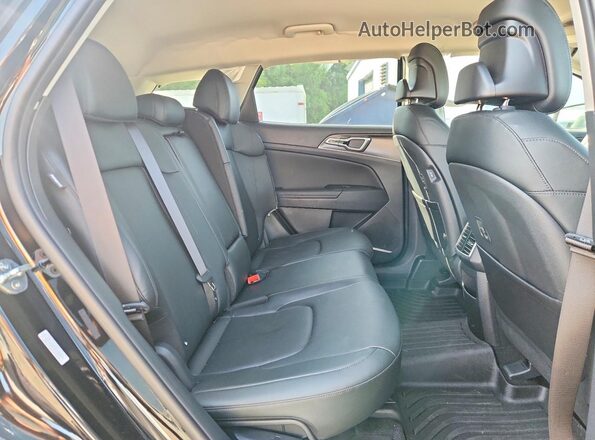 5XYK33DFXTG391639 2026 KIA SPORTAGE Black Vista interior trasera