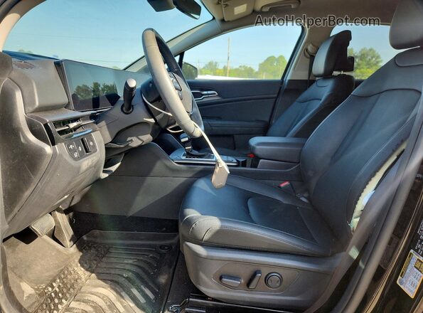 5XYK33DFXTG391639 2026 KIA SPORTAGE Black Vista interior delantera