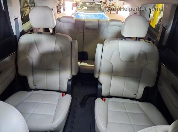 5XYP3DHC2MG128350 2021 KIA TELLURIDE White უკანა სავარძლების ხედი