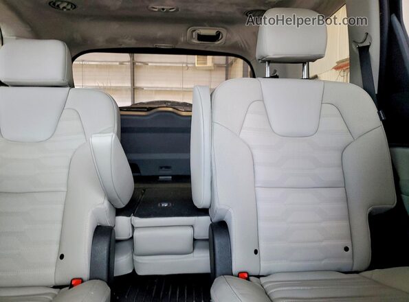 5XYP5DGC3SG685468 2025 KIA TELLURIDE Black Հետևի նստատեղերի տեսք