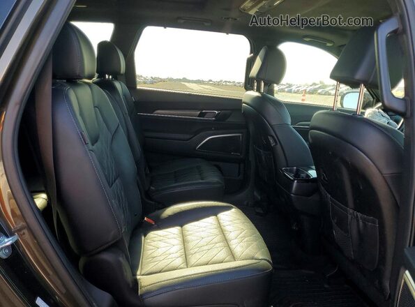 5XYP5DGC5RG467090 2024 KIA TELLURIDE Charcoal უკანა სალონის ხედი
