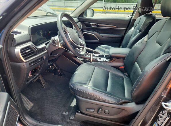 5XYP6DGC7SG646489 2025 KIA TELLURIDE Черный Вид салона спереди
